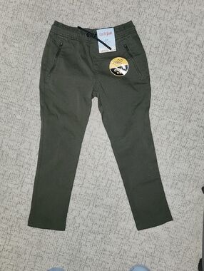 Cat & Jack kids Olive Jogger Sweatpants